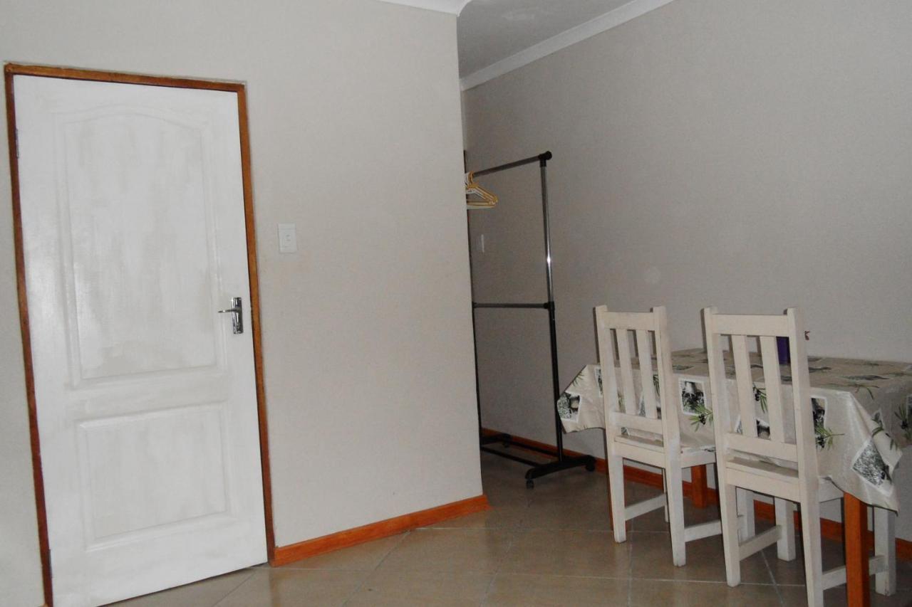 Appartamento Garden Wing Upington Esterno foto